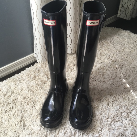 Hunter Shoes - Hunter Tall gloss rain boots/black